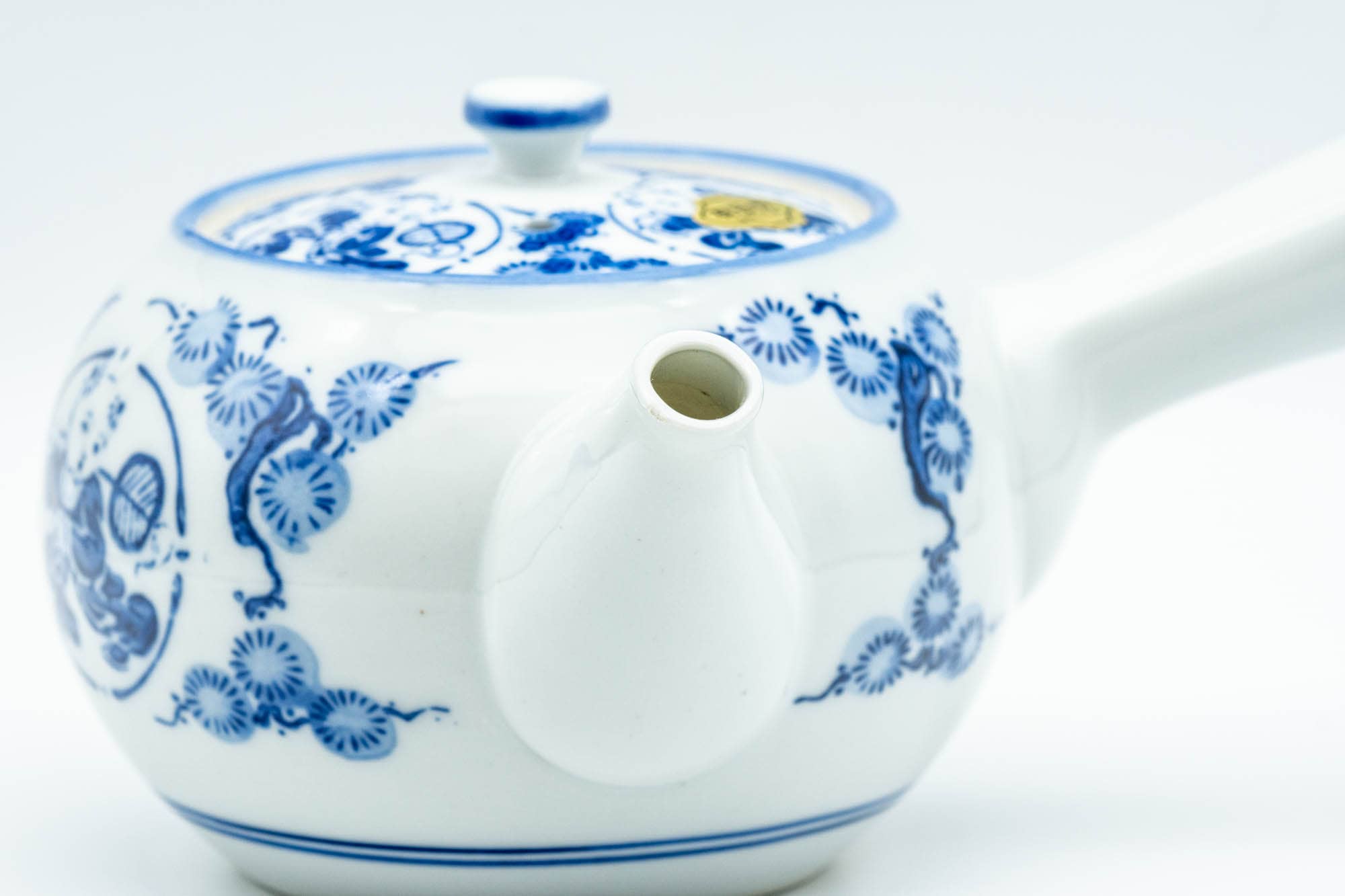 Japanese Kyusu - Flowers and Villagers Porcelain Arita-yaki Debeso Teapot - 300ml