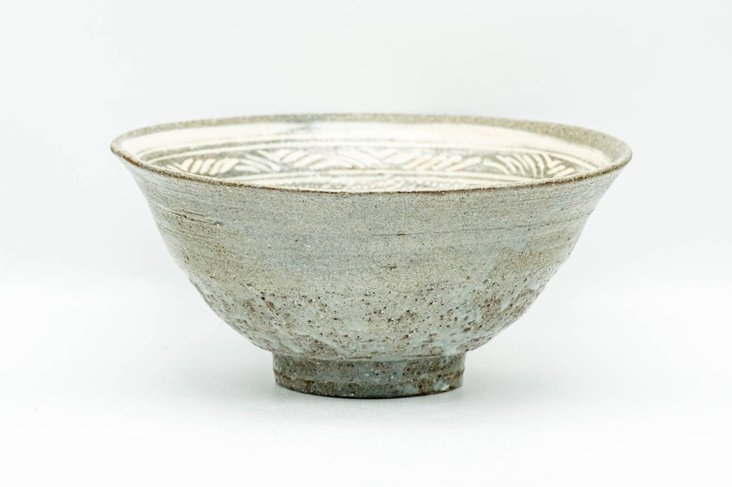 Japanese Matcha Bowl - Floral Mishima Komogai-gata Korean-style Chawan - 200ml