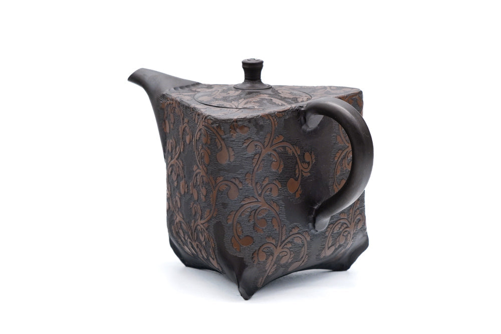 Triangular Tokoname Kokudei Teapot - 200ml