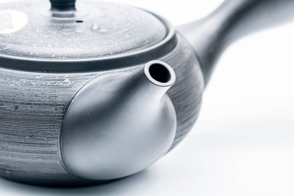 Kokudei Pine Bark Textured Tokoname Teapot - 320ml