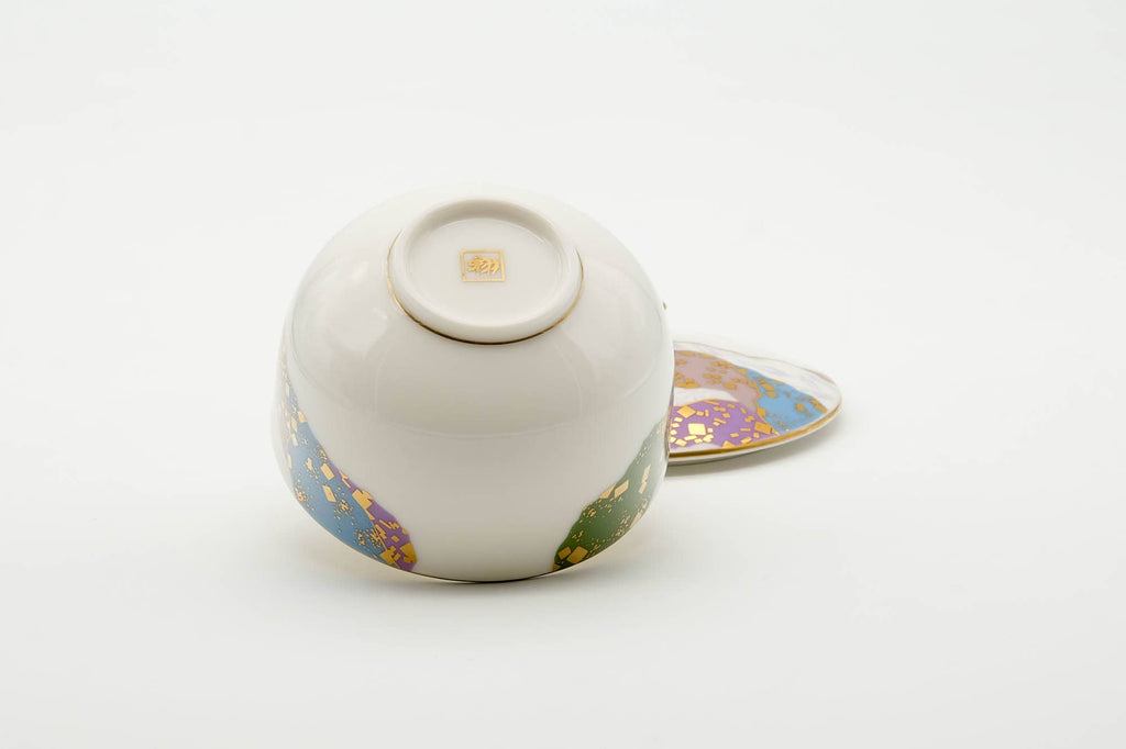 Japanese Teacup - Wavy Patterned Porcelain Arita-yaki Yunomi - 130ml