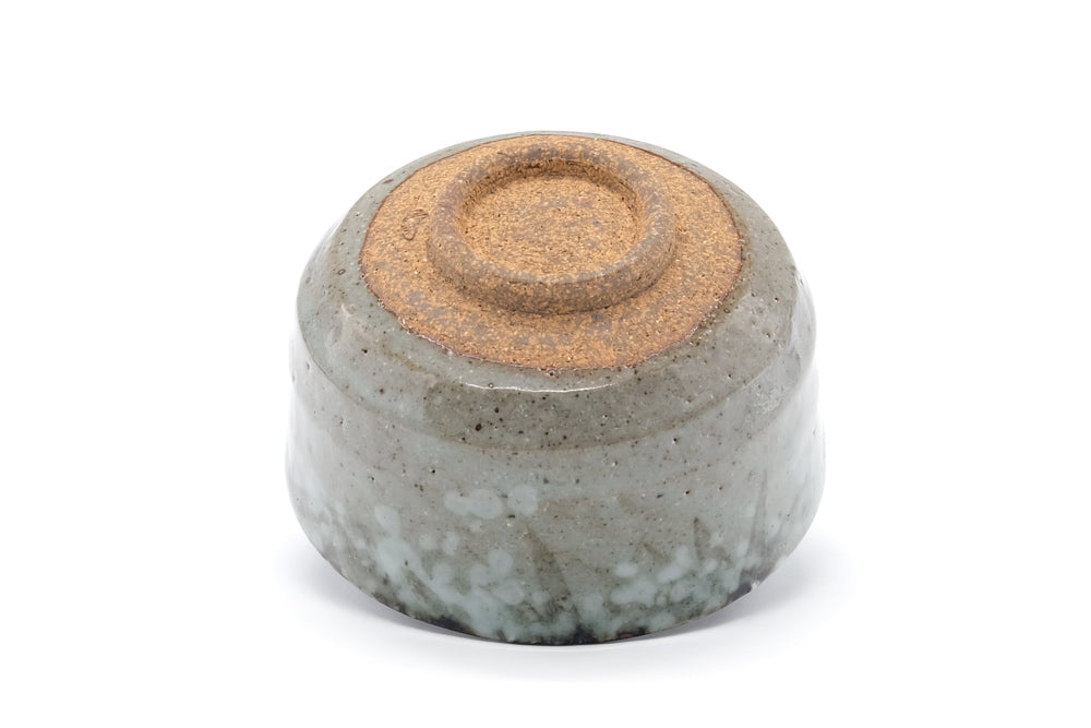 Japanese Matcha Bowl - 竹に雪 Abstract Grey White Speckled Chawan - 450ml