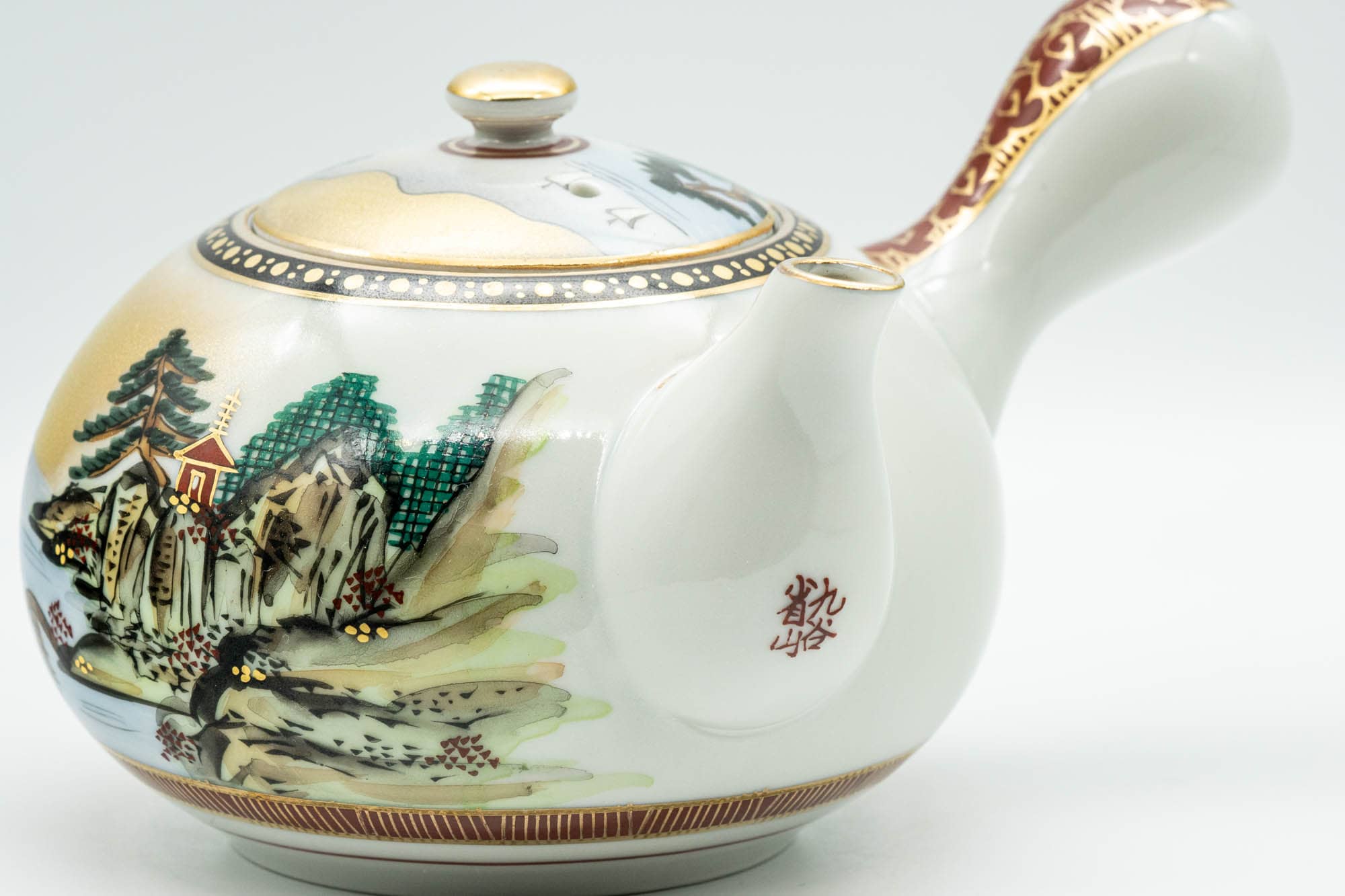 Japanese Kyusu - Golden Mountainous Village Kutani-yaki Debeso Teapot - 450ml