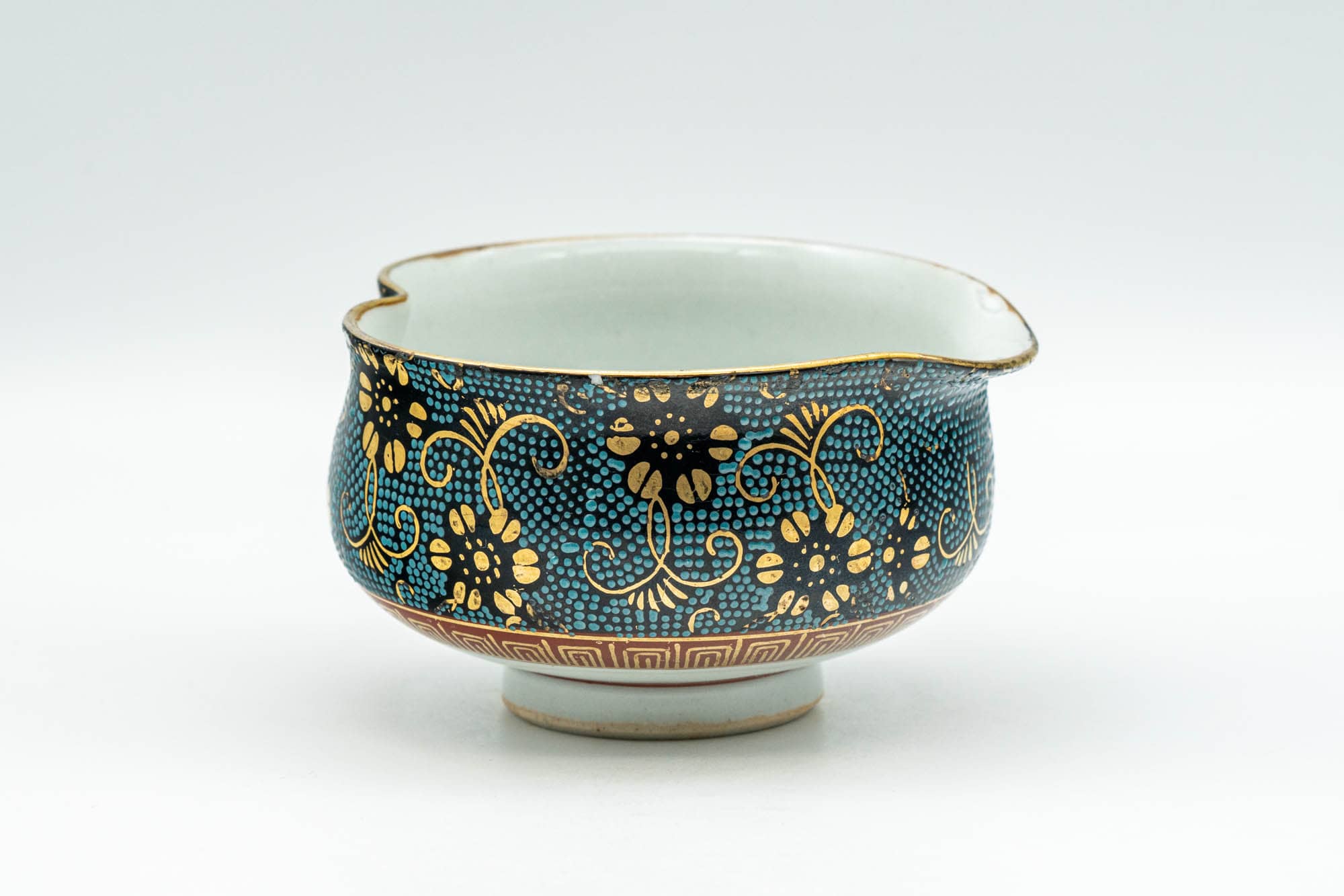 Japanese Katakuchi - 九谷焼 Floral Aochibu Heart-Shaped Kutani-yaki Porcelain Water Cooler - 100ml