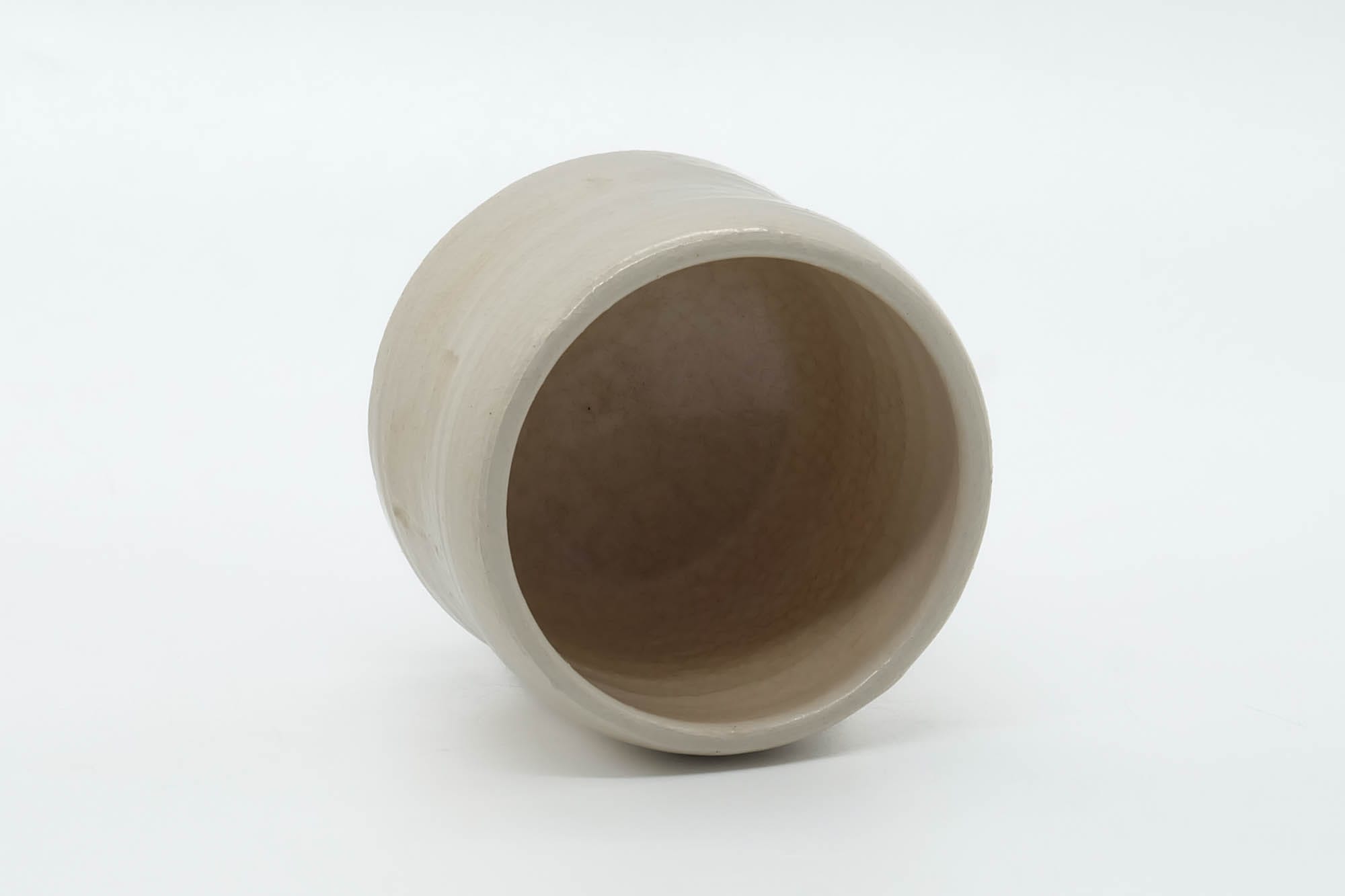 Japanese Teacup - Off White Glazed Doji-mari Yunomi - 175ml