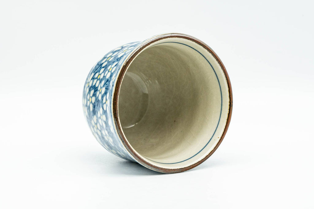 Japanese Teacup - Blue and White Floral Patterned Yunomi - 175ml