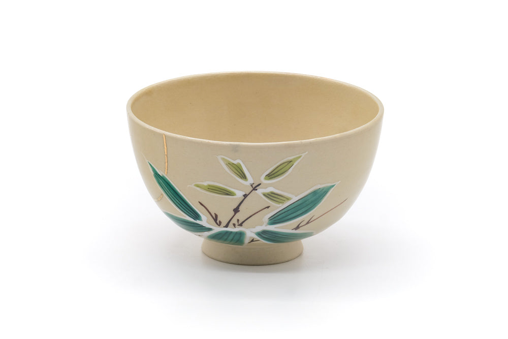 Japanese Matcha Bowl - Beige Gold Floral Chawan - 350ml