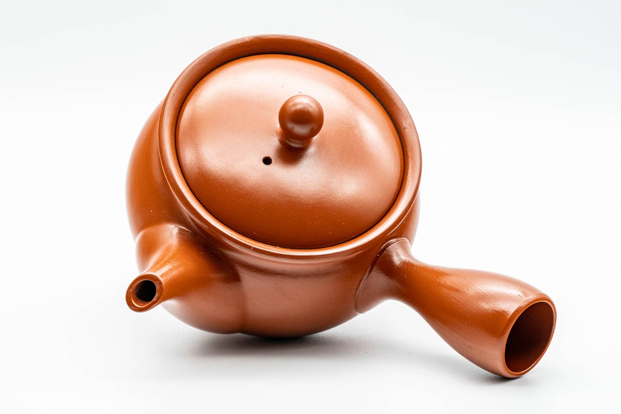 Japanese Kyusu - Engraved Chrysanthemum Tokoname-yaki Teapot with Mesh Strainer - 350ml