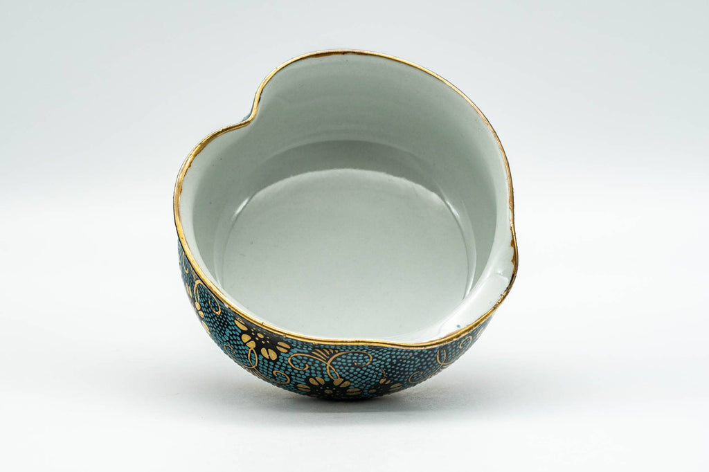 Japanese Katakuchi - 九谷焼 Floral Aochibu Heart-Shaped Kutani-yaki Porcelain Water Cooler - 100ml