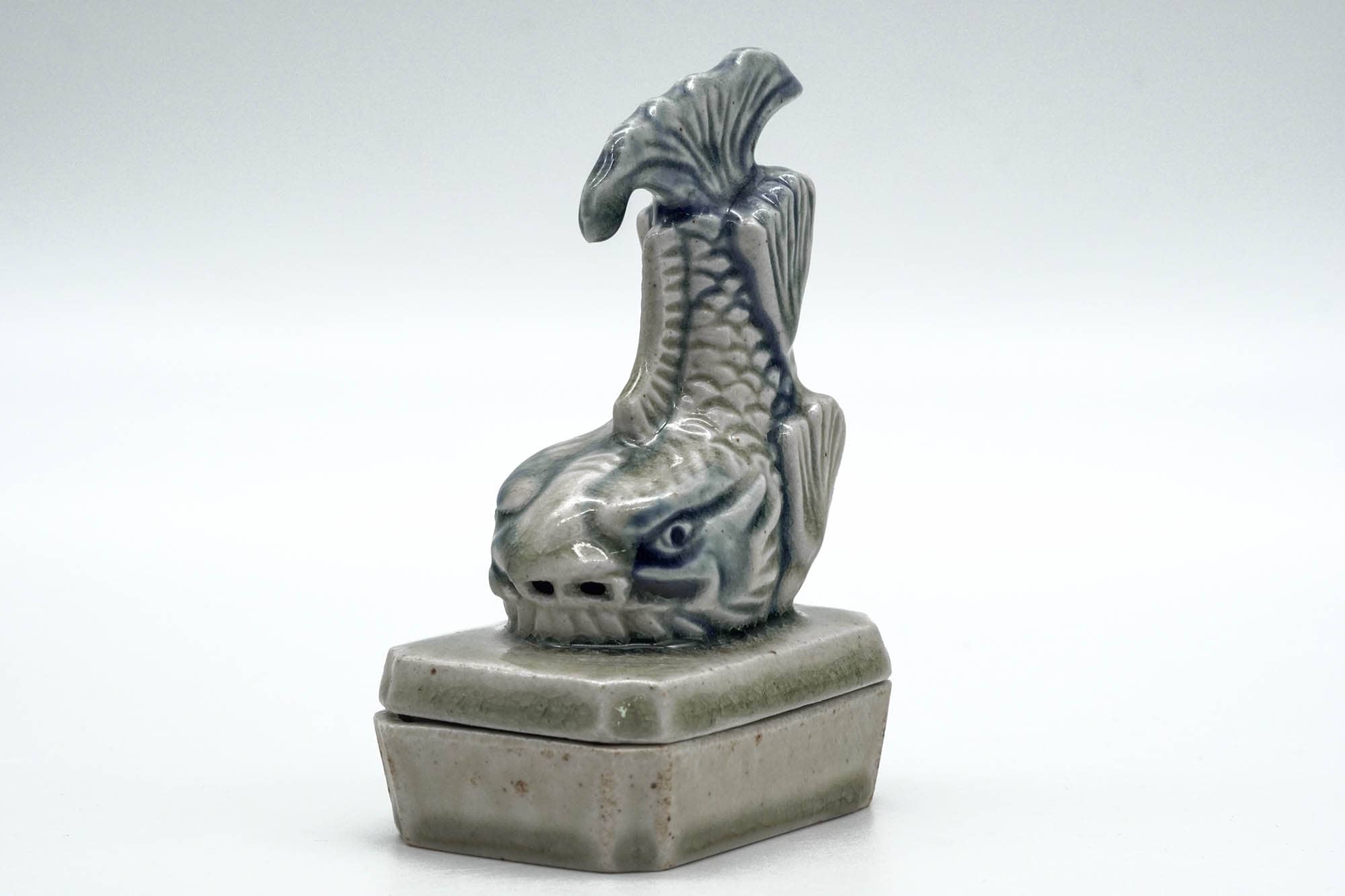 Japanese Kogo - 河村硯山 Kawamura Kenzan - Shachihoko Seto-yaki Incense Container