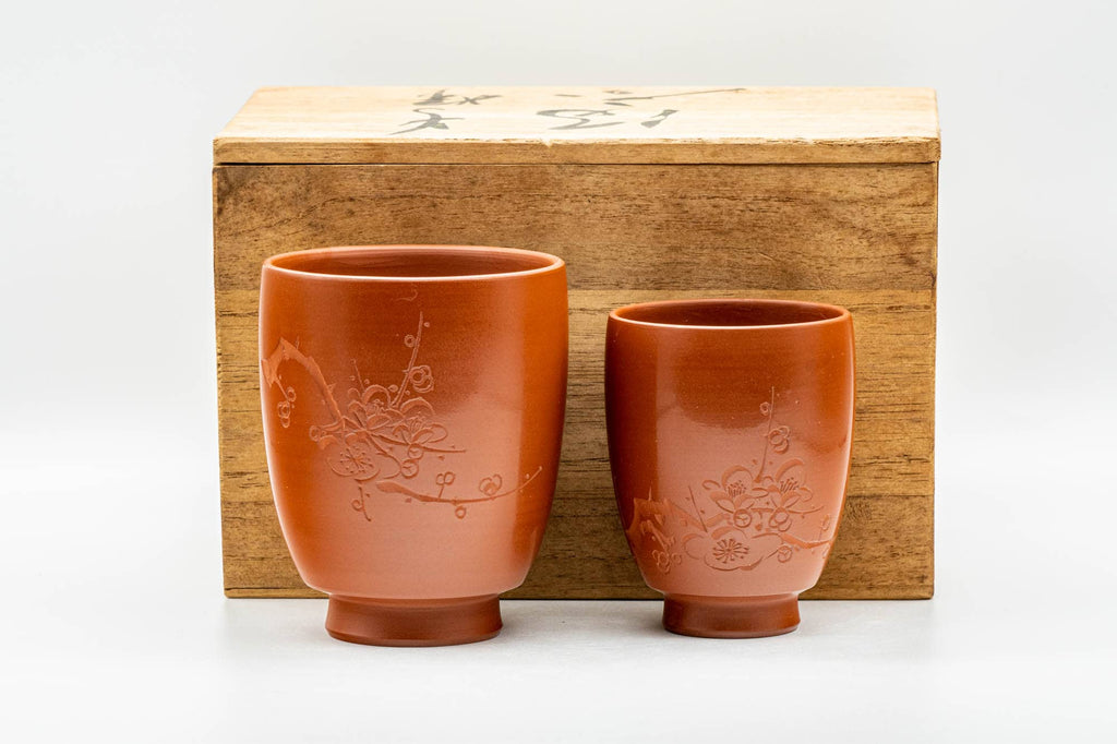 Japanese Teacups - Pair of Smooth Red Shudei Tokoname-yaki Meoto Yunomi with Wooden Box
