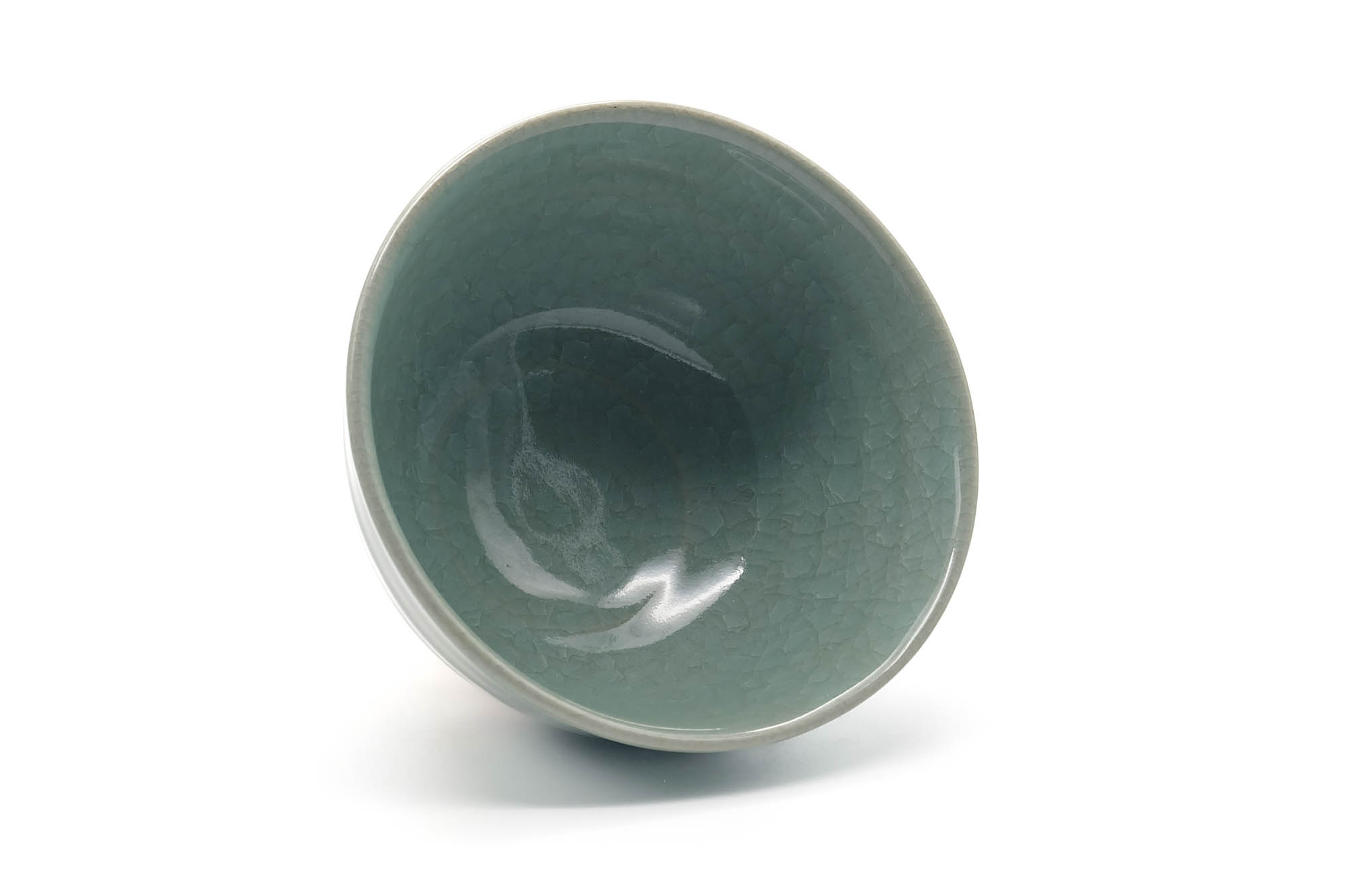 Japanese Matcha Bowl - Green Celadon Glazed Komogai-nari Chawan - 400ml