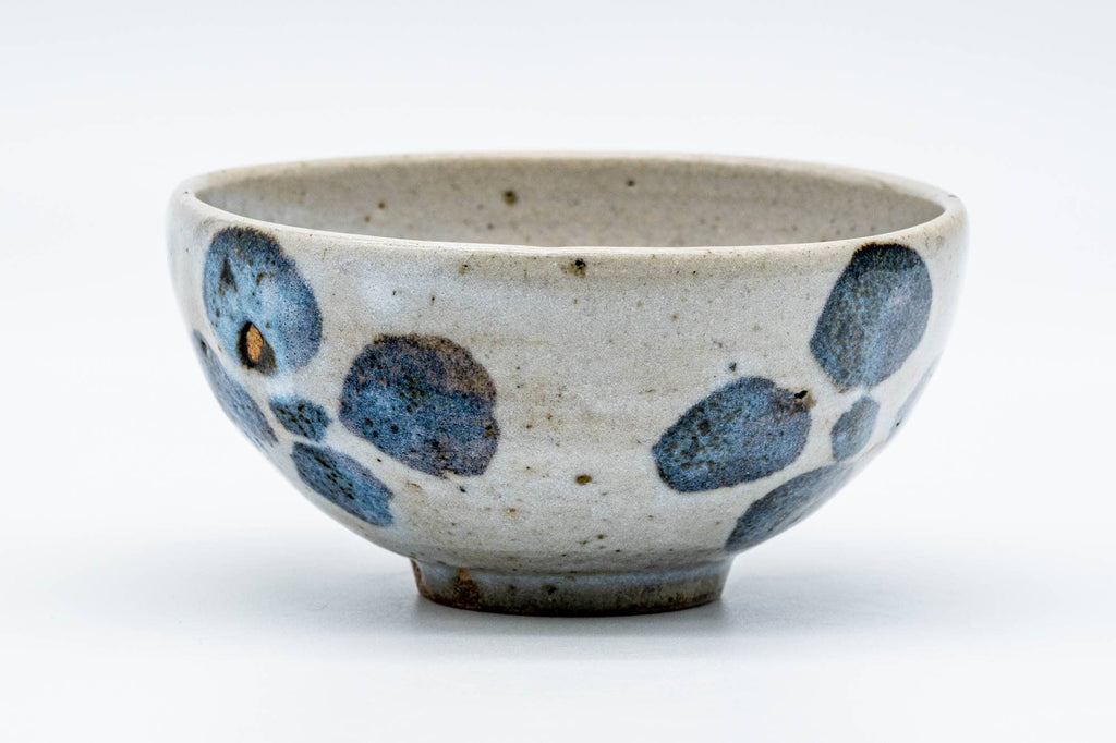 Japanese Matcha Bowl - Grey Blue Floral Wan-nari Chawan - 150ml