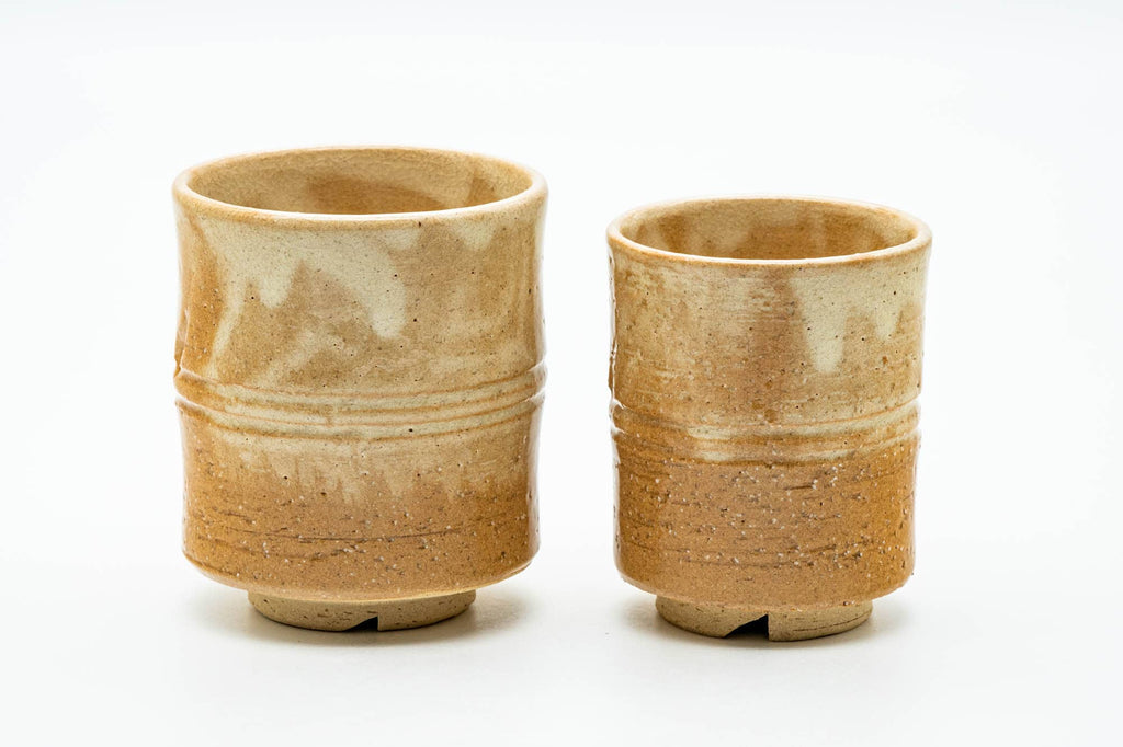 Japanese Teacups - Pair of Bamboo Engraved Hagi-yaki Meoto Yunomi