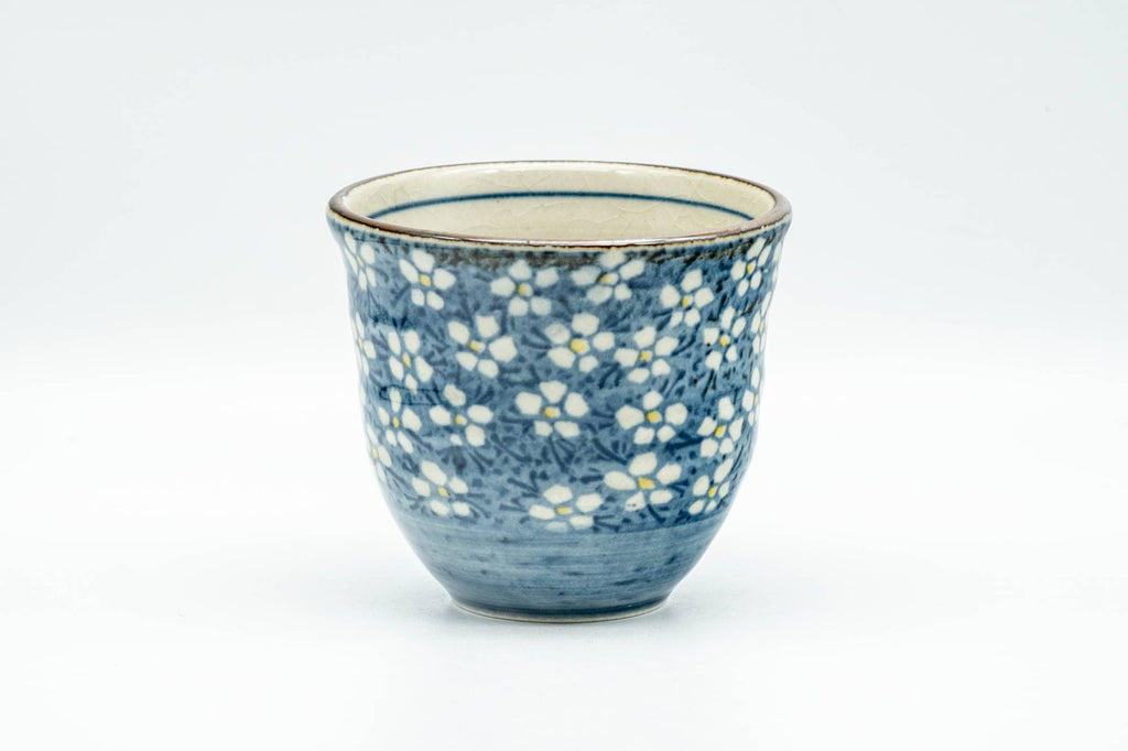 Japanese Teacup - Blue and White Floral Patterned Yunomi - 175ml