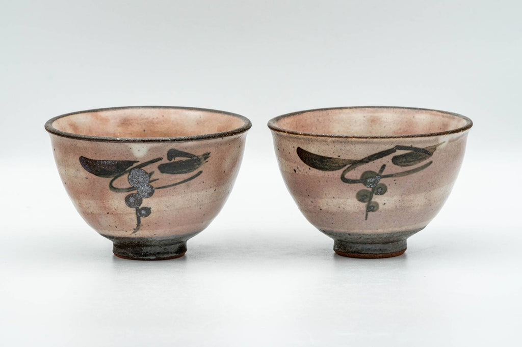 Japanese Teacups - Pair of Pink Grapevine Decorated Yunomi - 130ml