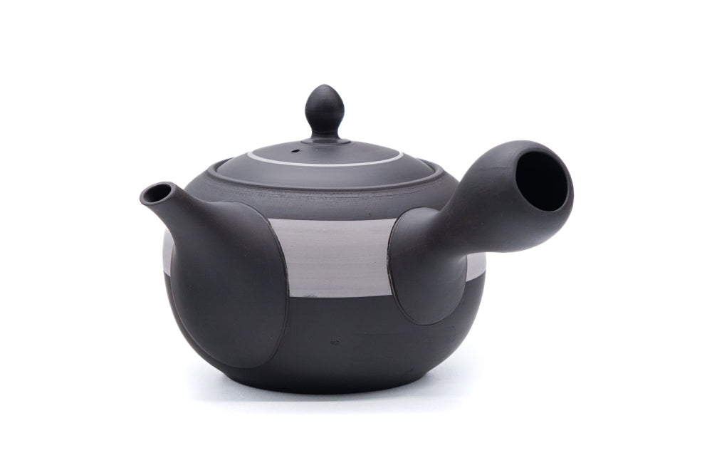 Large Sakura Tokoname Mesh Strainer Teapot - 540ml
