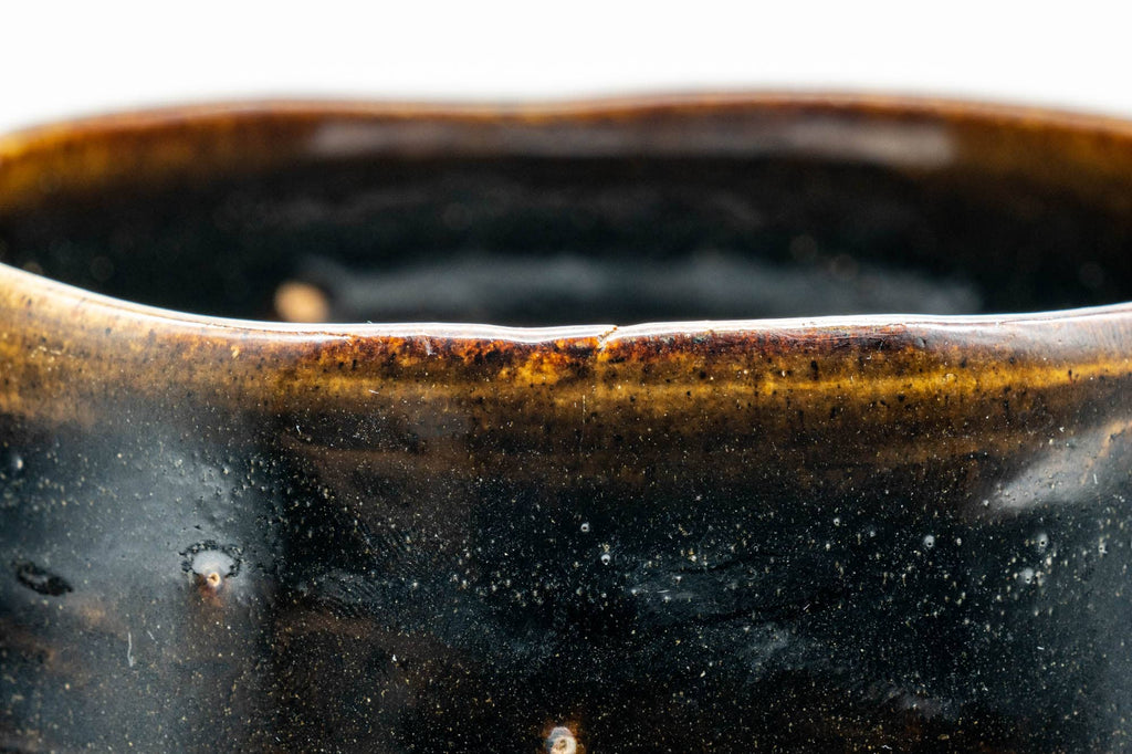Japanese Matcha Bowl - Black Glazed Mt. Fuji Hantsutsu-gata Chawan - 300ml