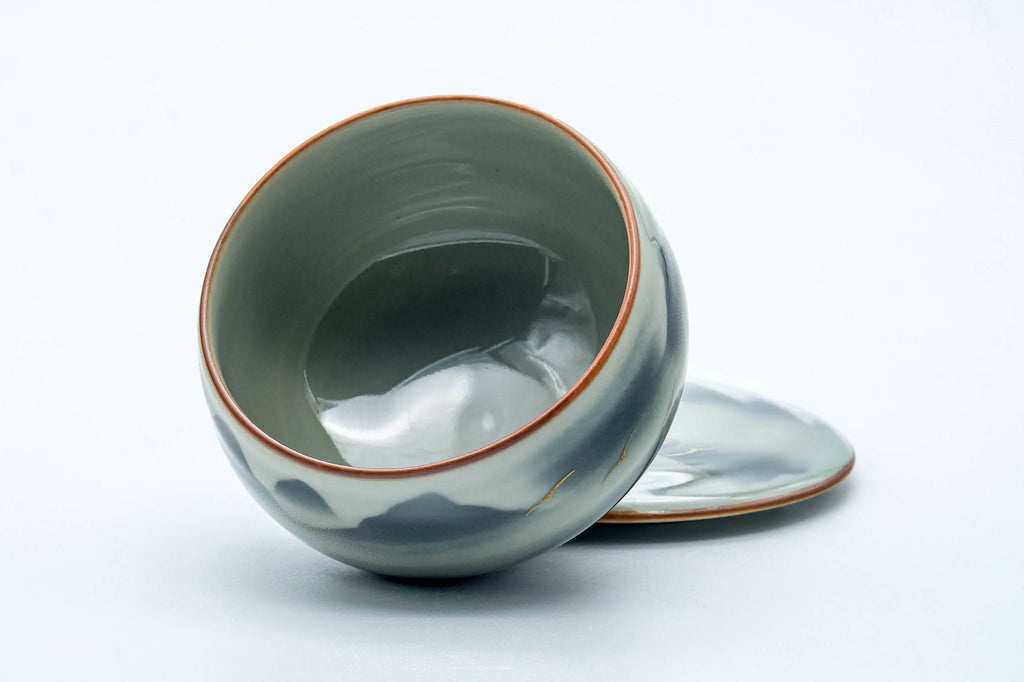 Japanese Teacup - Grey Mountainous Arita-yaki Lidded Yunomi - 100ml