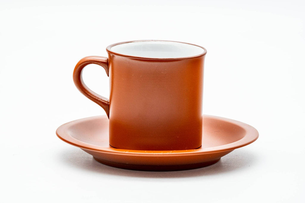 Japanese Teacup - White Inner-Glazed Red Shudei Tokoname-yaki Ushirode Yunomi with Chataku Tea Saucer - 100ml