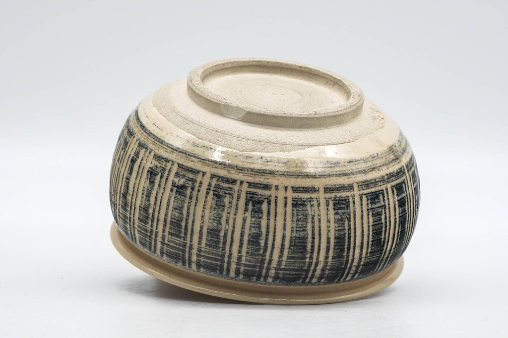 Japanese Kensui - Beige Brush Glazed Striped Water Bowl - 400ml