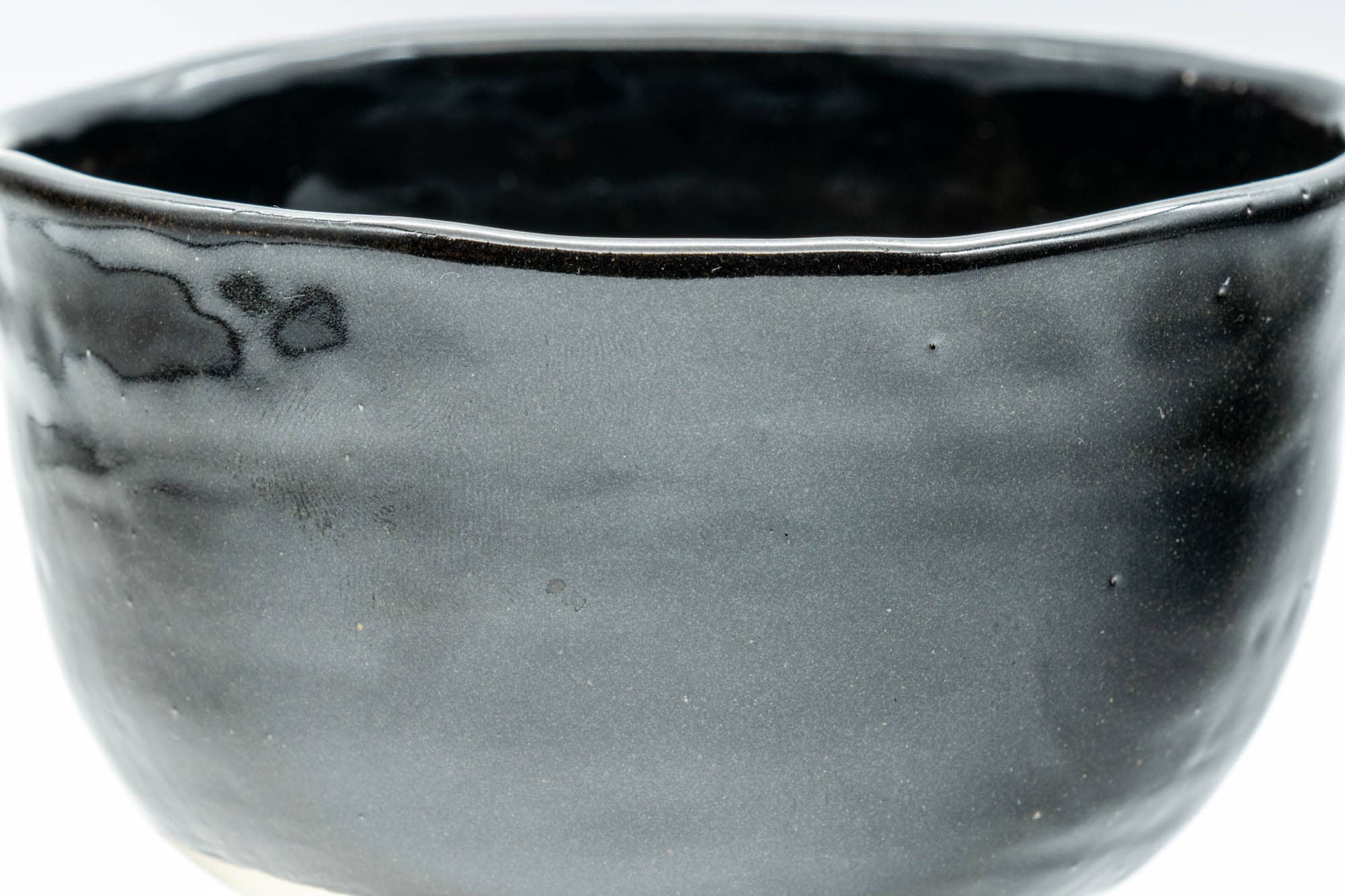 Japanese Matcha Bowl - Jet Black Glazed Wabi-Sabi Chawan - 350ml