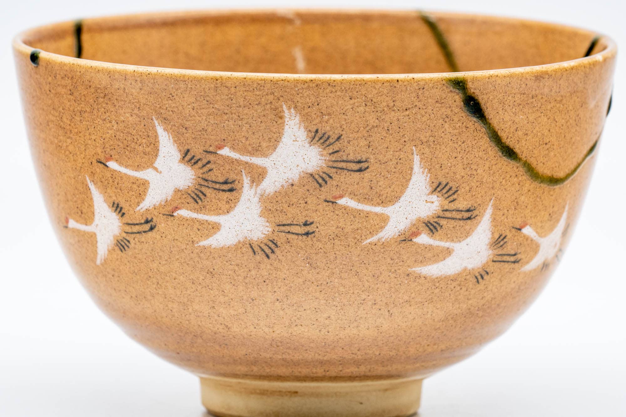 Japanese Matcha Bowl - Beige Glazed Soaring Egrets Kyo-yaki Chawan - 500ml