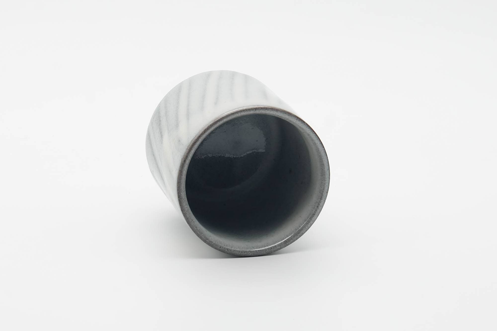 Japanese Teacup - Spiraling White Grey Glazed Yunomi - 130ml