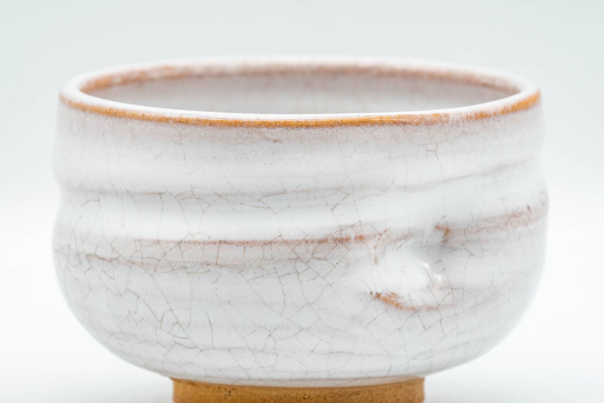 Japanese Teacup - 赤膚山 Akiyama Kiln - Milky White Glazed Thumb-Indented Yunomi - 150ml