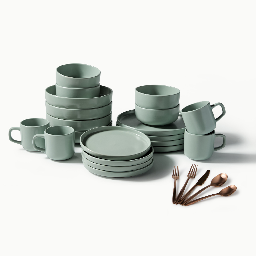 Dinnerware Set