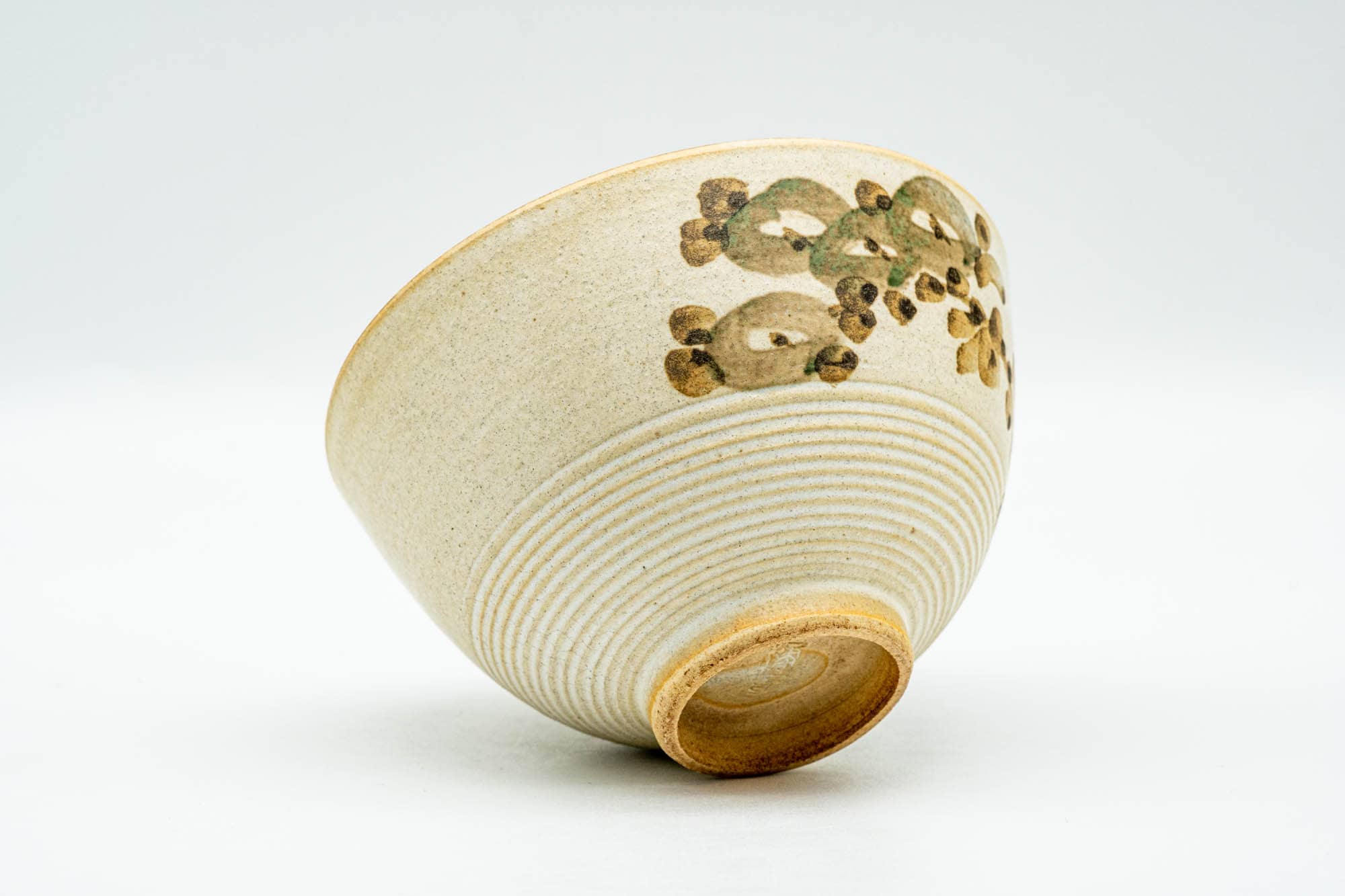 Japanese Teacup - Matte Beige Floral Kiyomizu-yaki Yunomi - 140ml