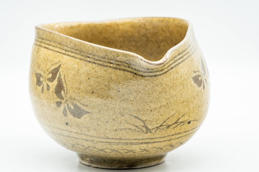 Japanese Katakuchi - Butterflies Beige Glazed Tea Pouring Bowl - 450ml