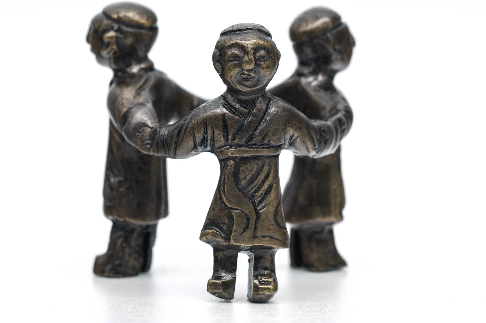 Japanese Futaoki - Bronze Mitsuningyō Lid Rest