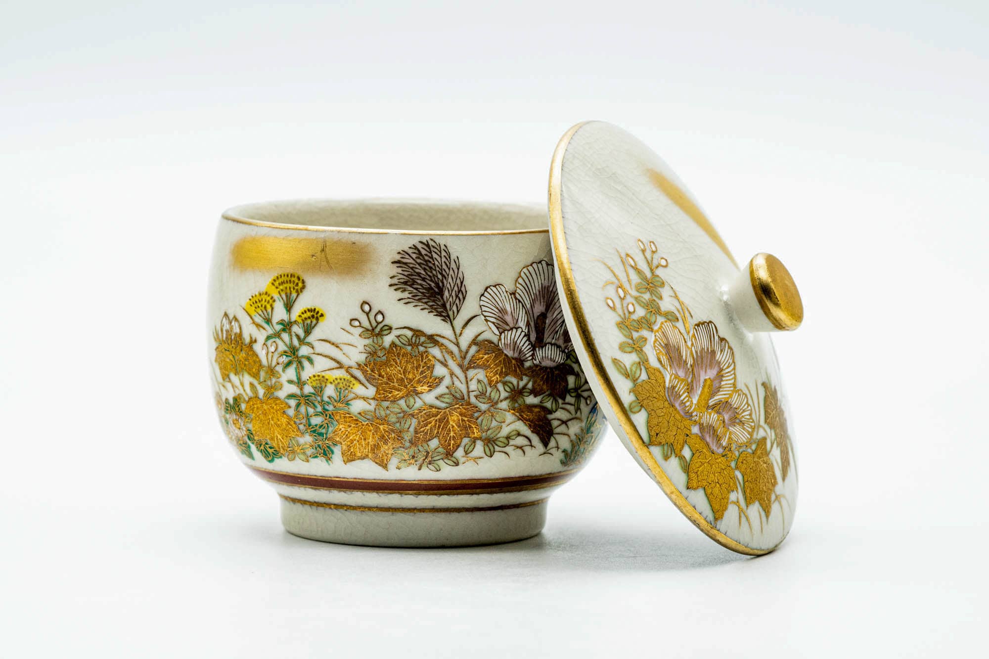 Japanese Teacup - Gold Floral Kutani-yaki Lidded Yunomi - 150ml