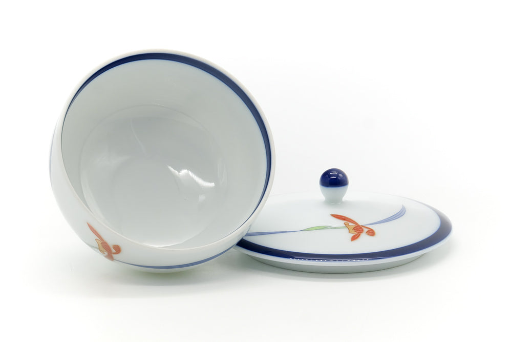 Japanese Teacup - Blue Trim Floral Arita Lidded Yunomi - 170ml