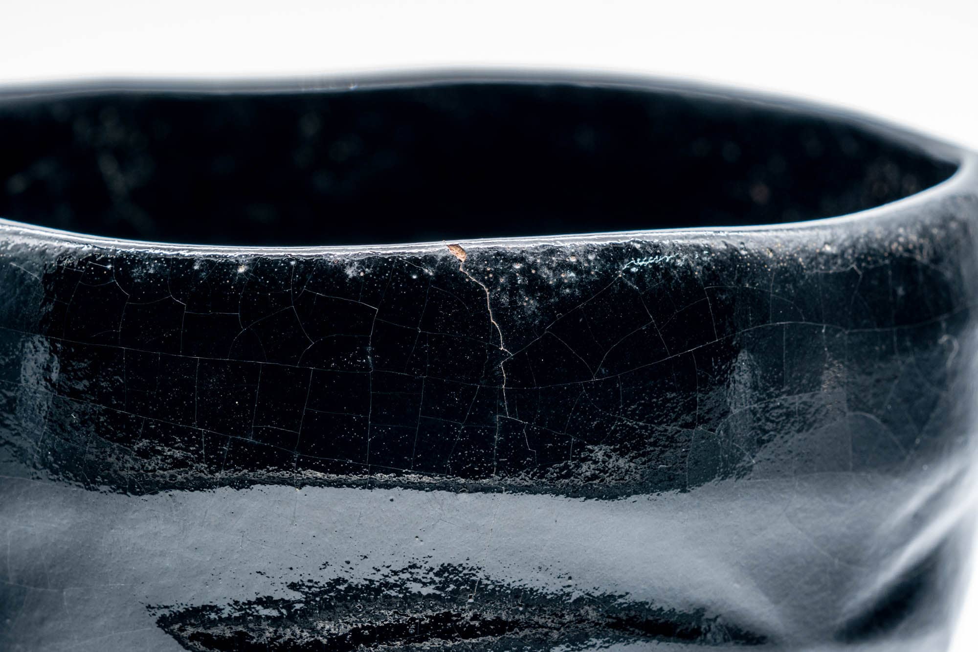 Japanese Matcha Bowl - Black Faceted Vintage Raku Chawan - 400ml