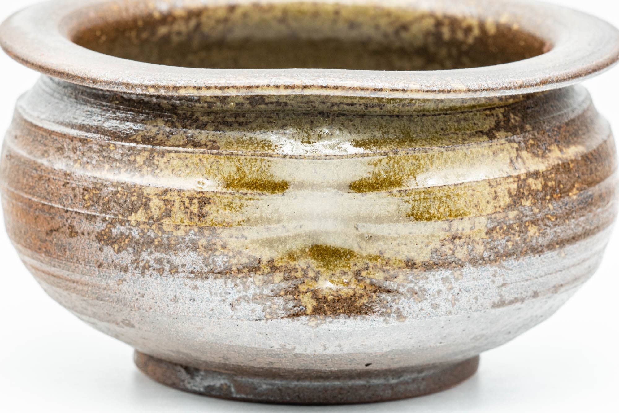 Japanese Kensui - Ash Green Glazed Thumb Indented Shigaraki-yaki Water Bowl - 500ml
