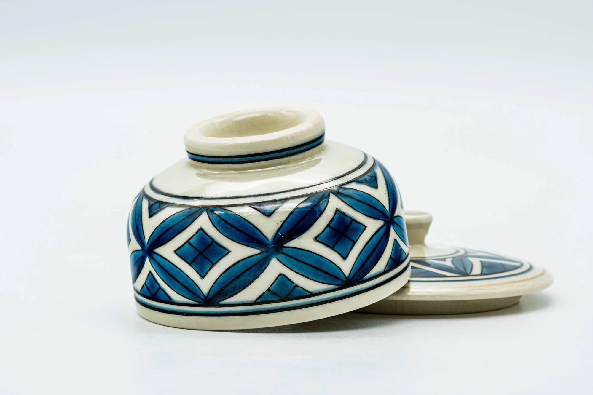 Japanese Teacup - Blue Geometric Kutani-yaki Lidded Yunomi - 130ml