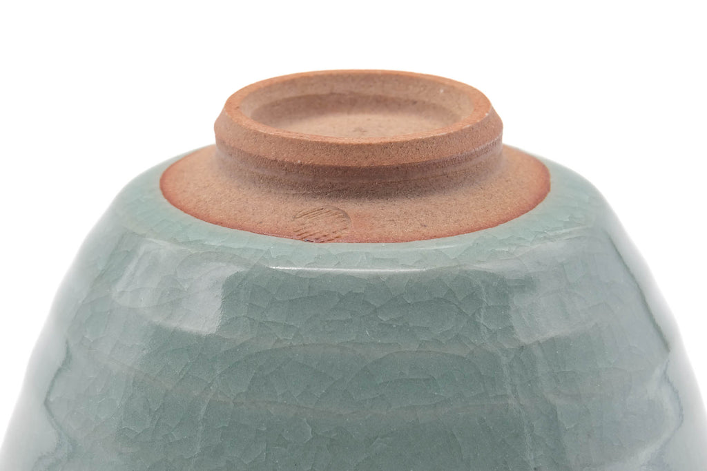 Japanese Matcha Bowl - Green Celadon Glazed Komogai-nari Chawan - 400ml