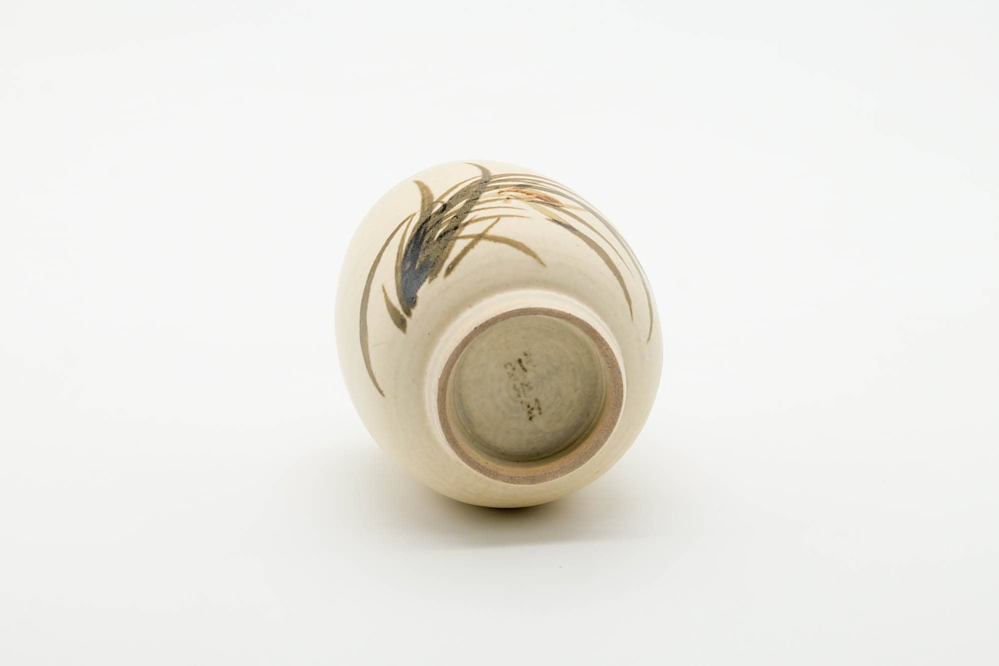 Japanese Teacup - Large Long Grass Beige Glazed Yunomi - 240ml