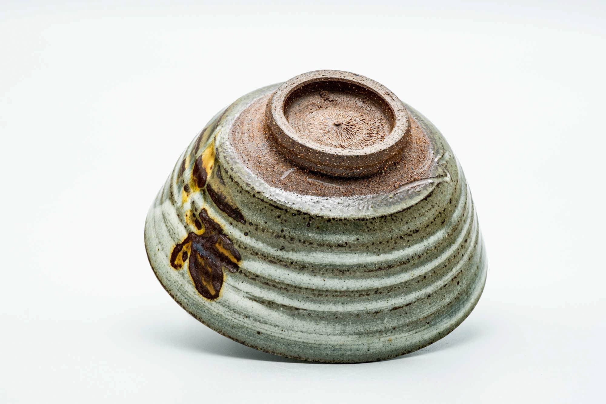 Japanese Matcha Bowl - Floral Grey White Drip-Glazed Spiraling Chawan - 150ml