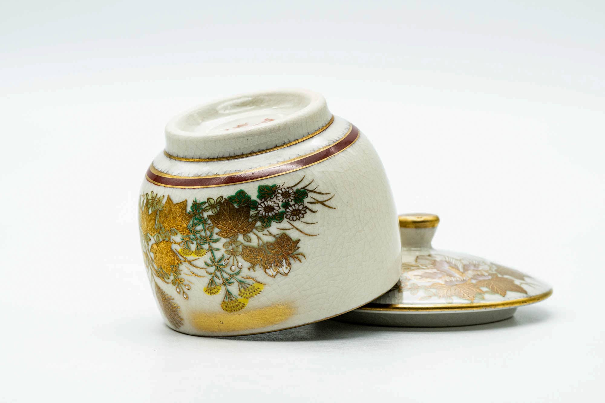 Japanese Teacup - Gold Floral Kutani-yaki Lidded Yunomi - 150ml