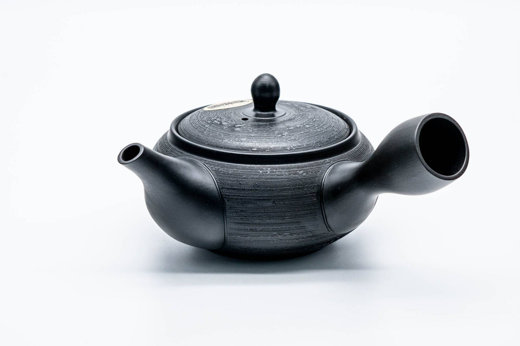 Kokudei Pine Bark Textured Tokoname Teapot - 320ml