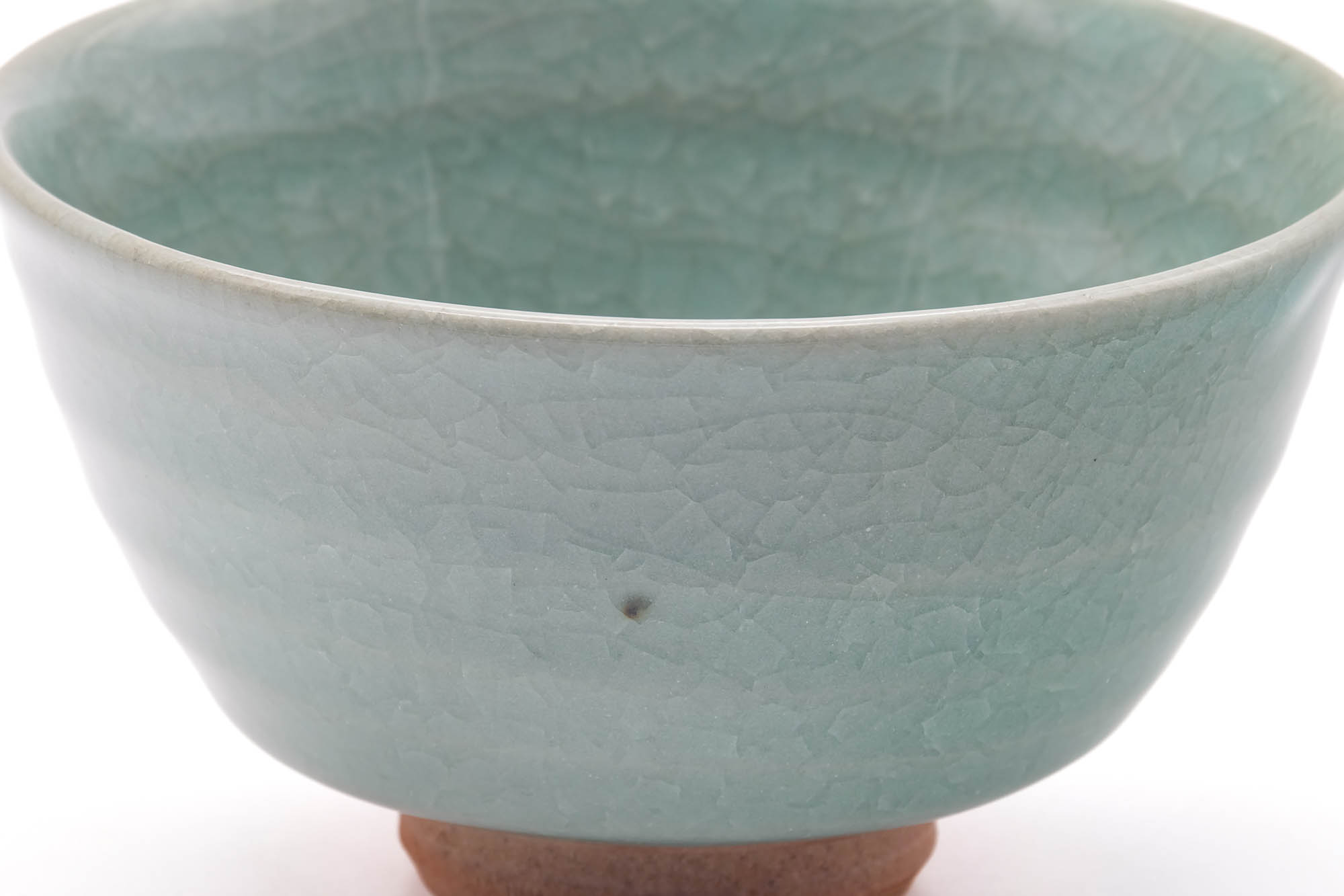 Japanese Matcha Bowl - Green Celadon Glazed Komogai-nari Chawan - 400ml
