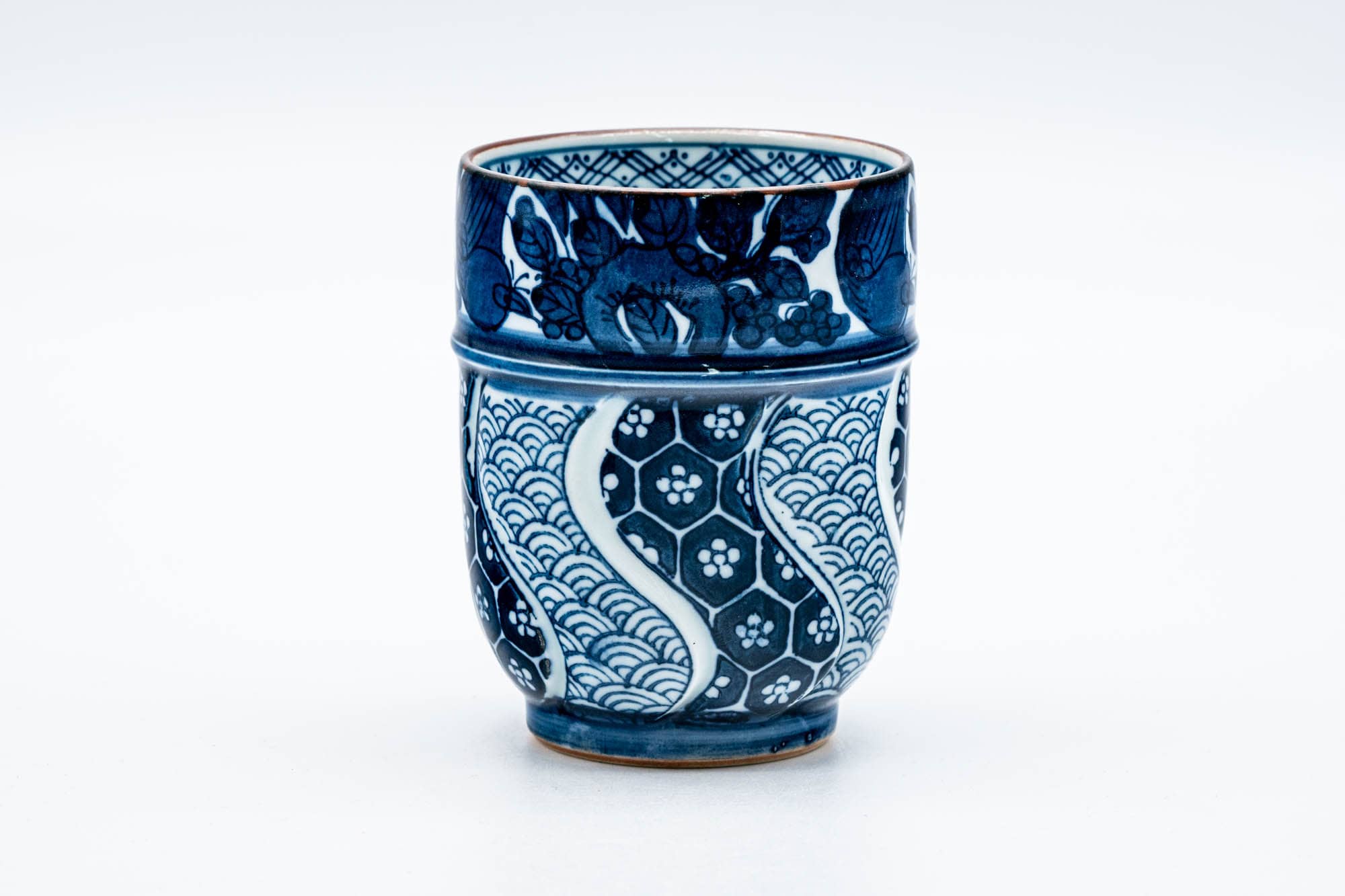 Japanese Teacup - Blue Wavy Geometric Arita-yaki Yunomi - 200ml