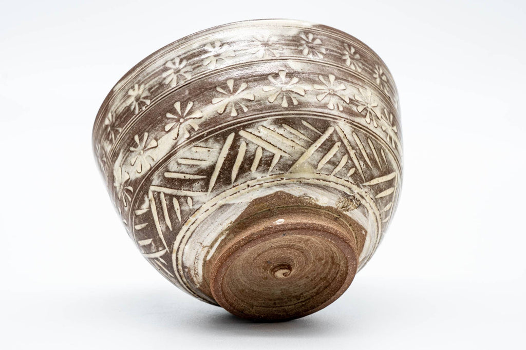 Japanese Matcha Bowl - Brown Chrysanthemum-stamped Mishima Wan-nari Chawan - 425ml