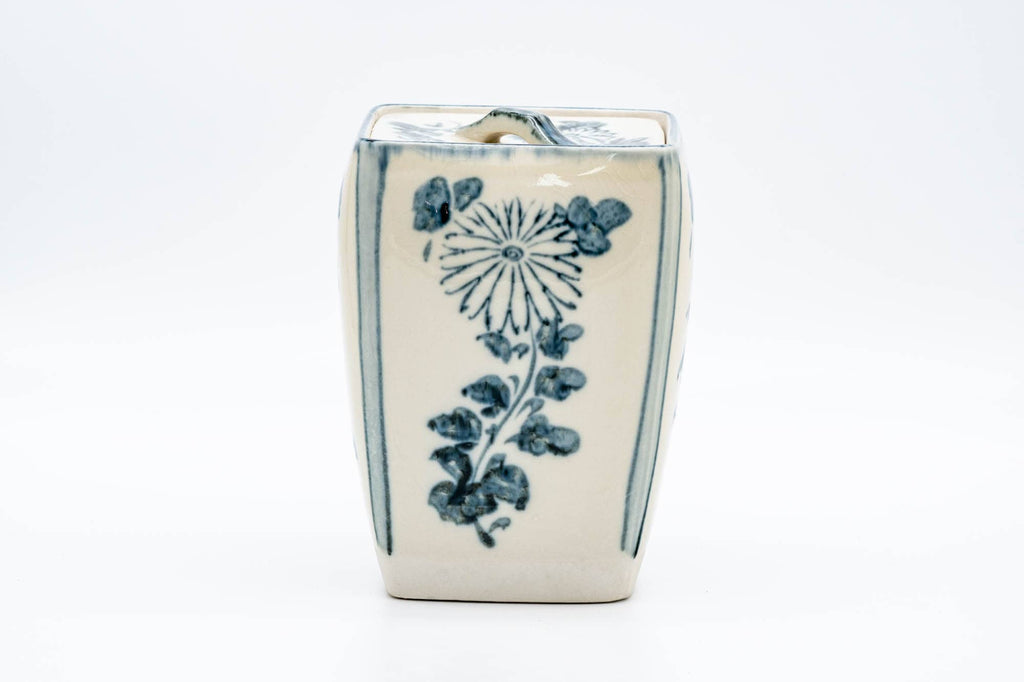 Japanese Mizusashi - 加藤五陶 Katou Gotou - Annan-style Chrysanthemum Porcelain Fresh Water Container  - 1300ml