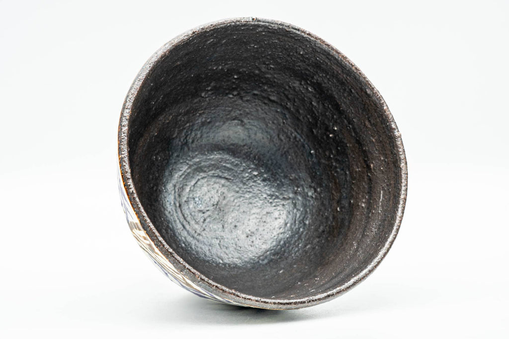 Japanese Matcha Bowl - Big Fish Black Interior Glazed Chawan - 300ml