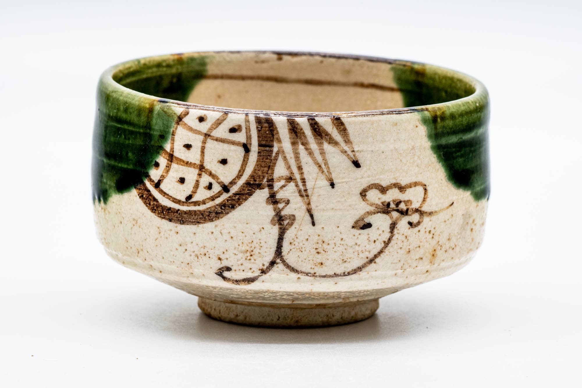 Japanese Matcha Bowl - Beige Green Floral Oribe-yaki Chawan - 200ml