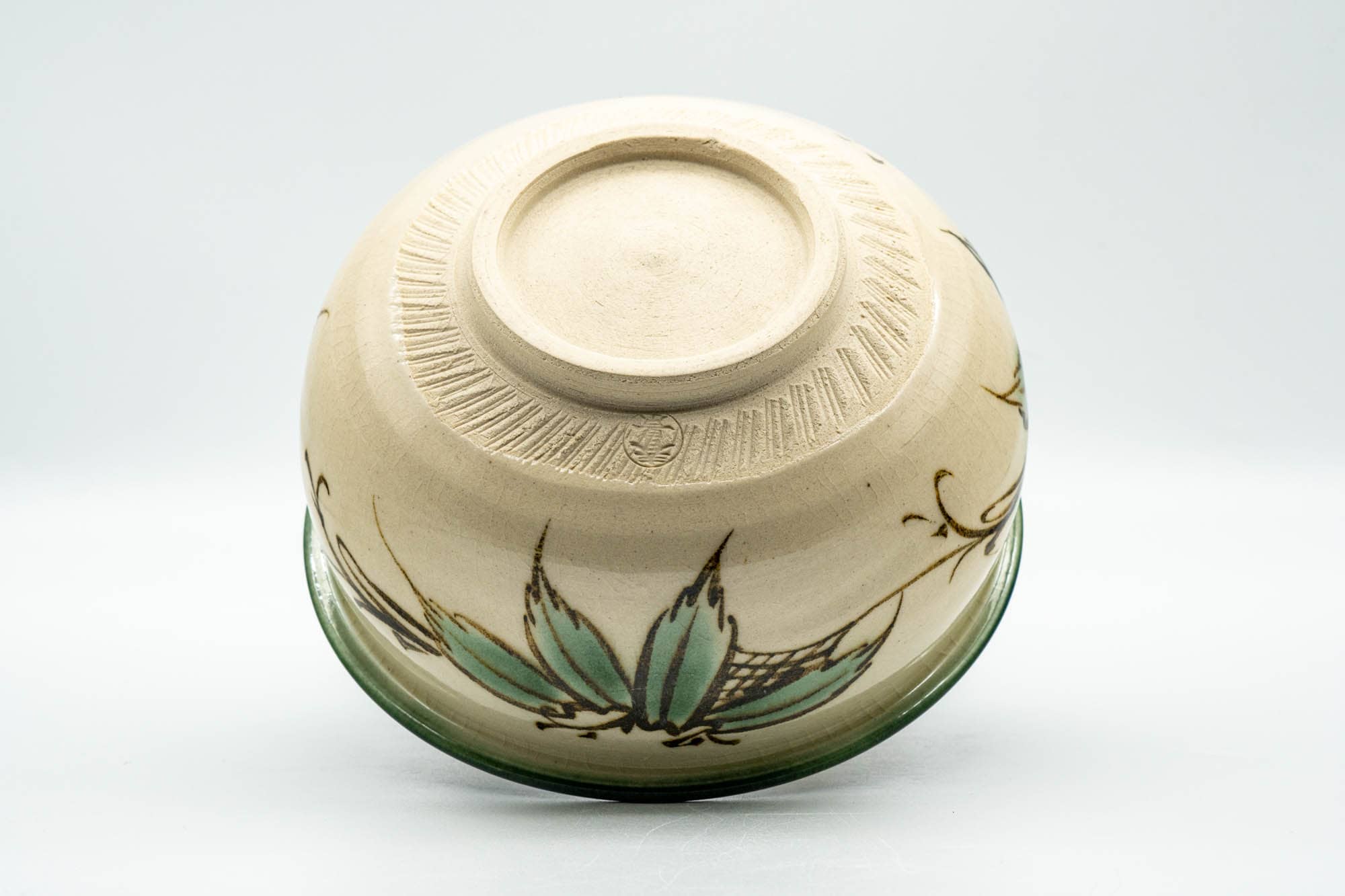 Japanese Kensui - 春景 Shunkei - Beige Tea Leaves Kyo-yaki Water Bowl - 600ml